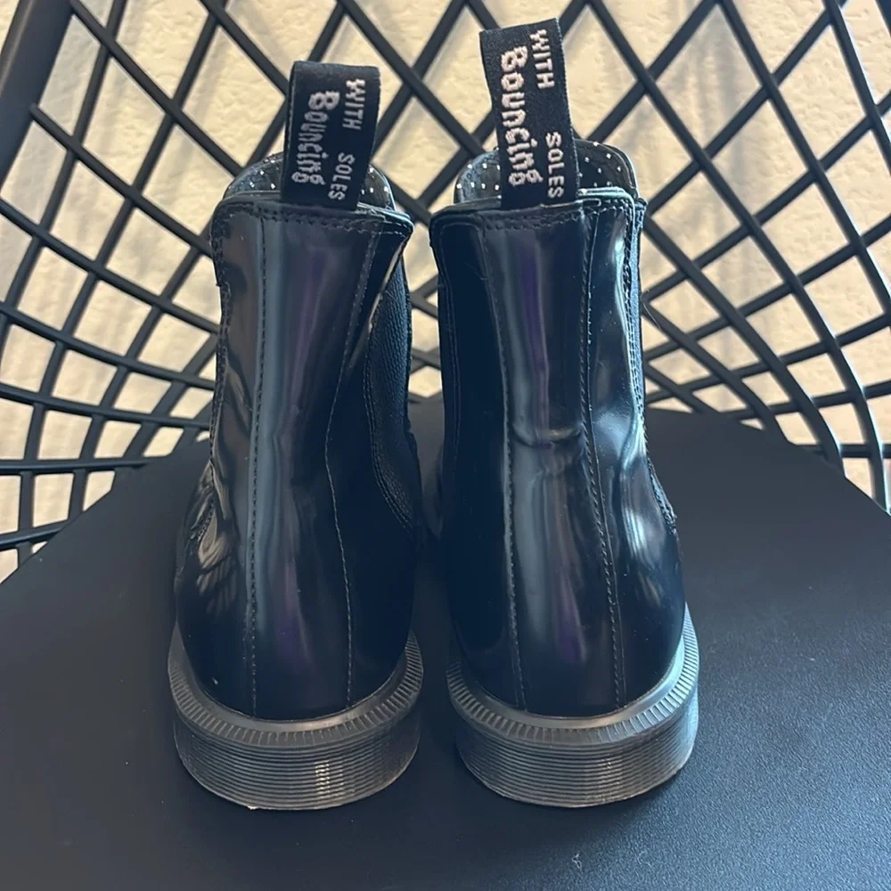 Dr. Martens Boots in Black Sz 7 - Picture 3 of 8